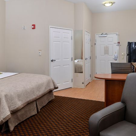 Candlewood Suites Turlock By Ihg Εξωτερικό φωτογραφία