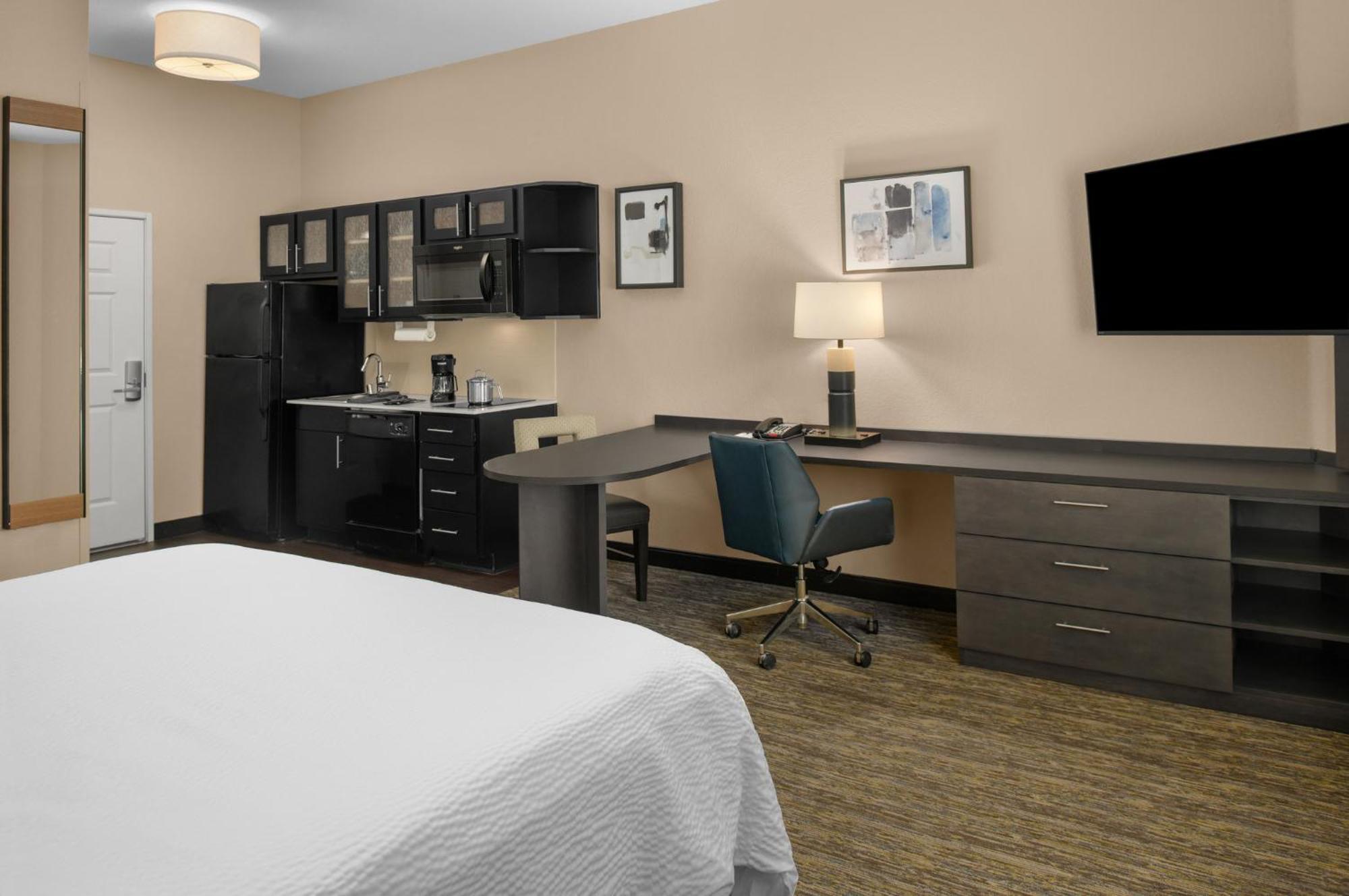 Candlewood Suites Turlock By Ihg Εξωτερικό φωτογραφία