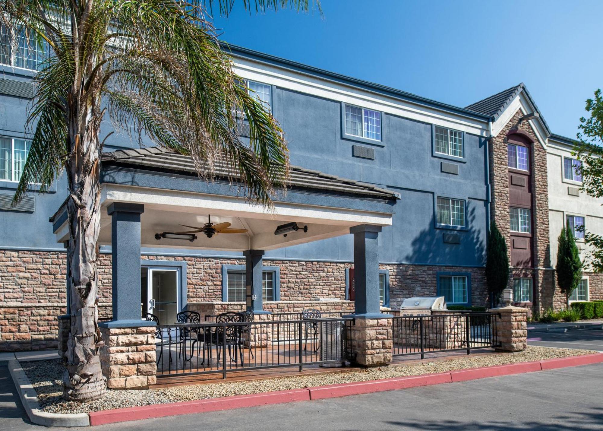 Candlewood Suites Turlock By Ihg Εξωτερικό φωτογραφία